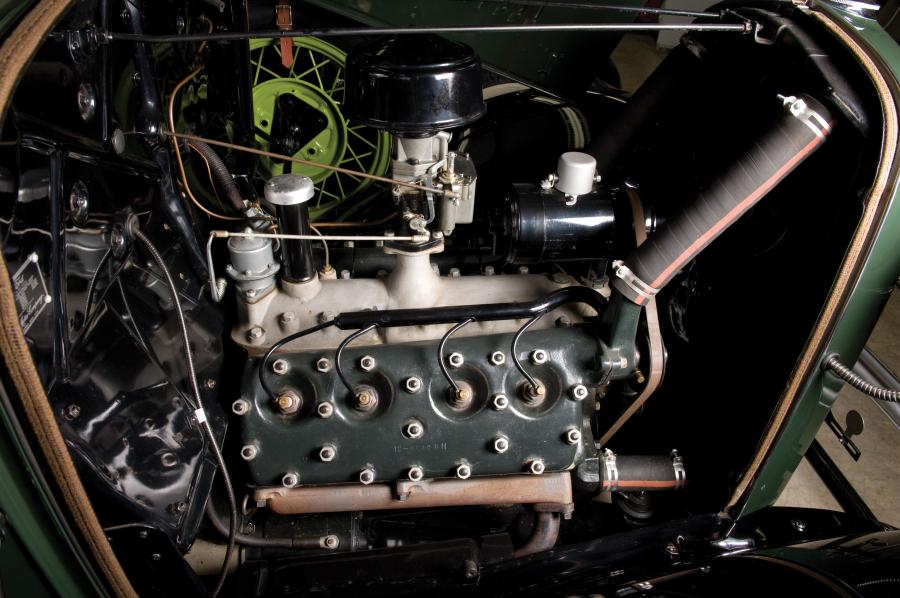  Ford Model 18 Phaeton 1932 года  (фото 11 из 14)
